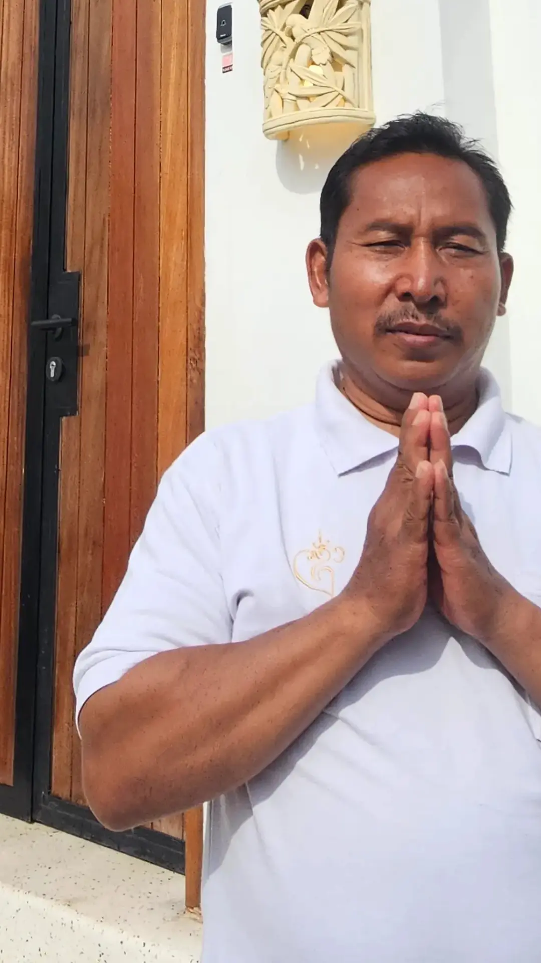 Luxury residence in Bali - Direct marketplace view Property Plaza Background Image